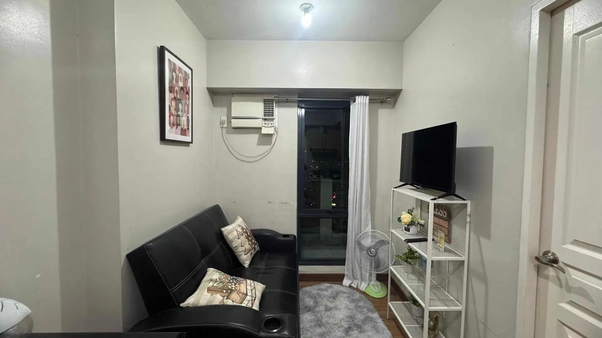 Flair Tower 1 Bedroom Petfriendly Near Mrt Boni Dmci Manila Philippines