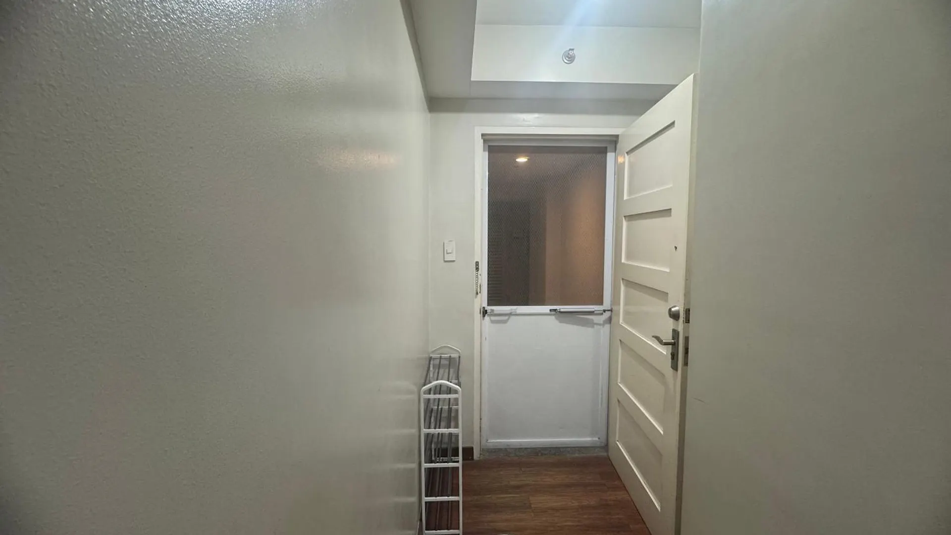 Apartment Flair Tower 1 Bedroom Petfriendly Near Mrt Boni Dmci Manila